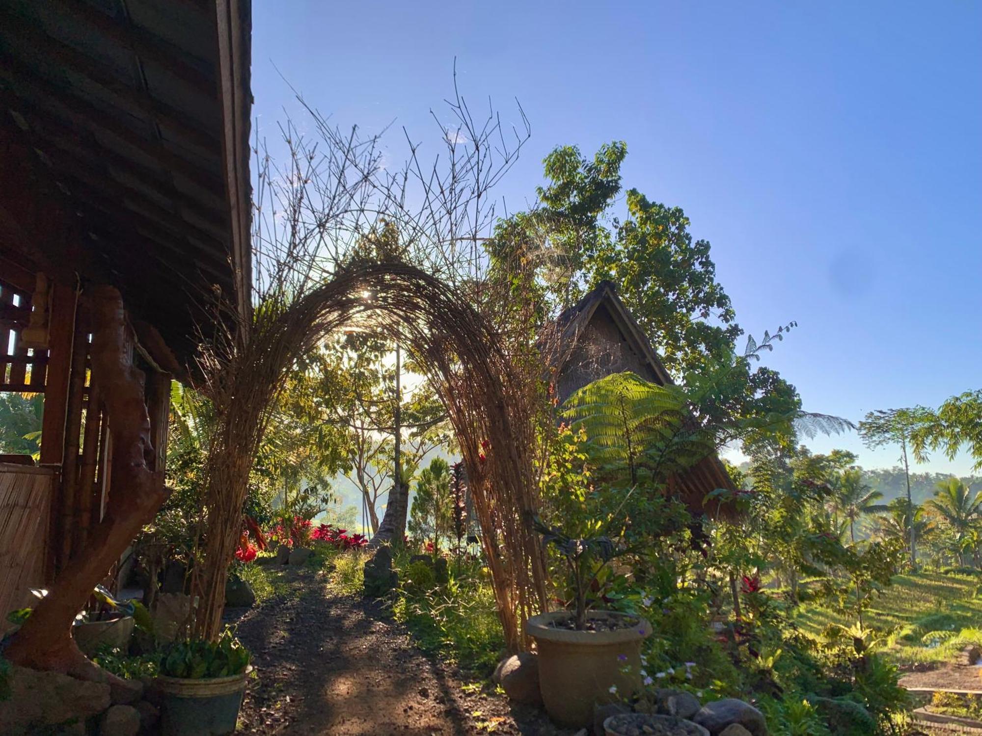 The Alam Tetebatu Bungalow & Restaurant ภายนอก รูปภาพ
